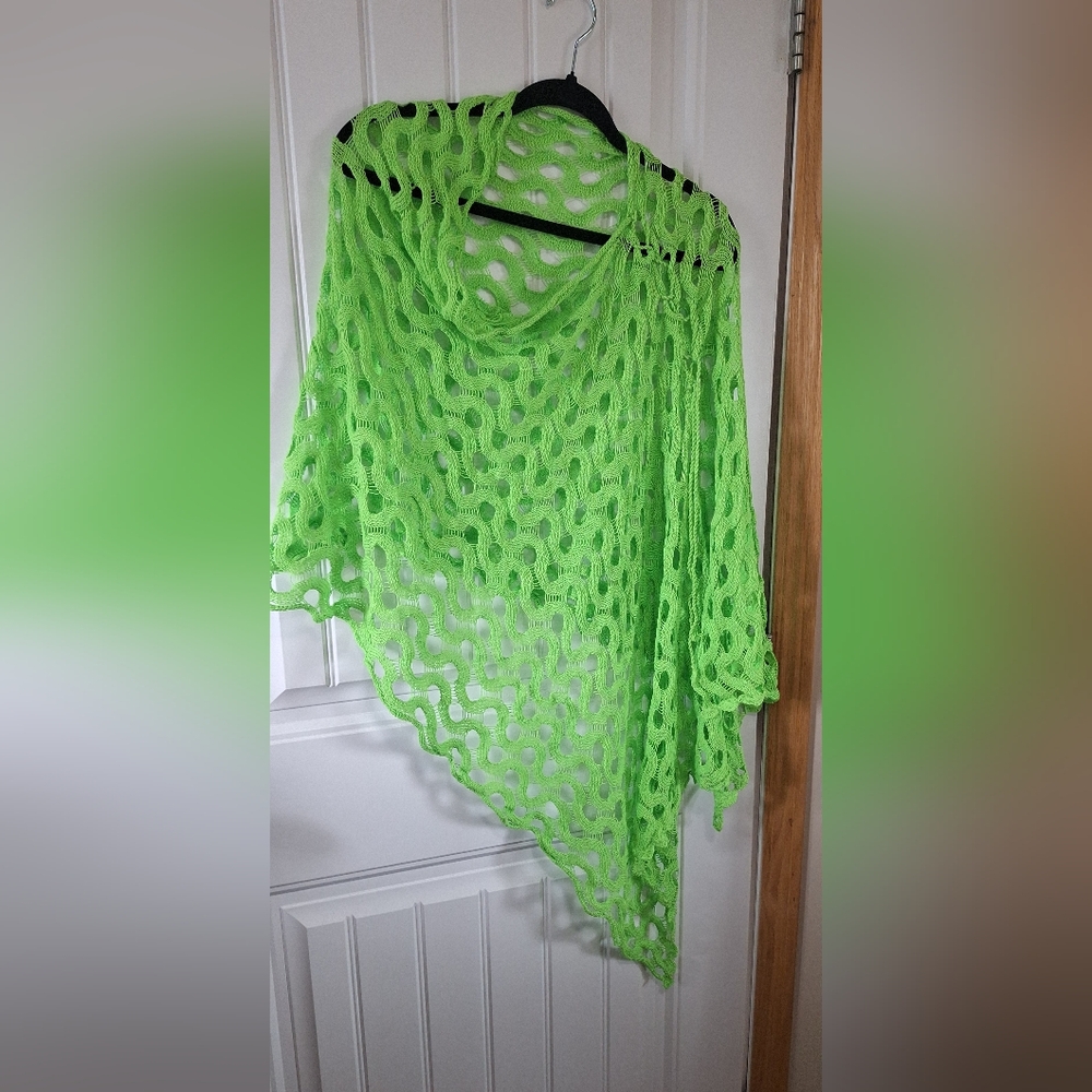 Handmade Green Crochet Poncho – Organic Cotton Linen Blend